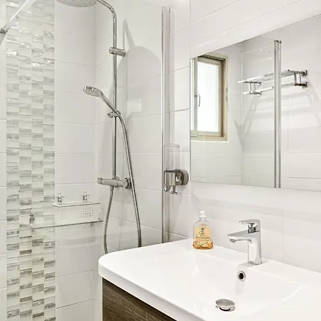 Bleu Vue Confort A Juan-les-pins Апартаменты *
